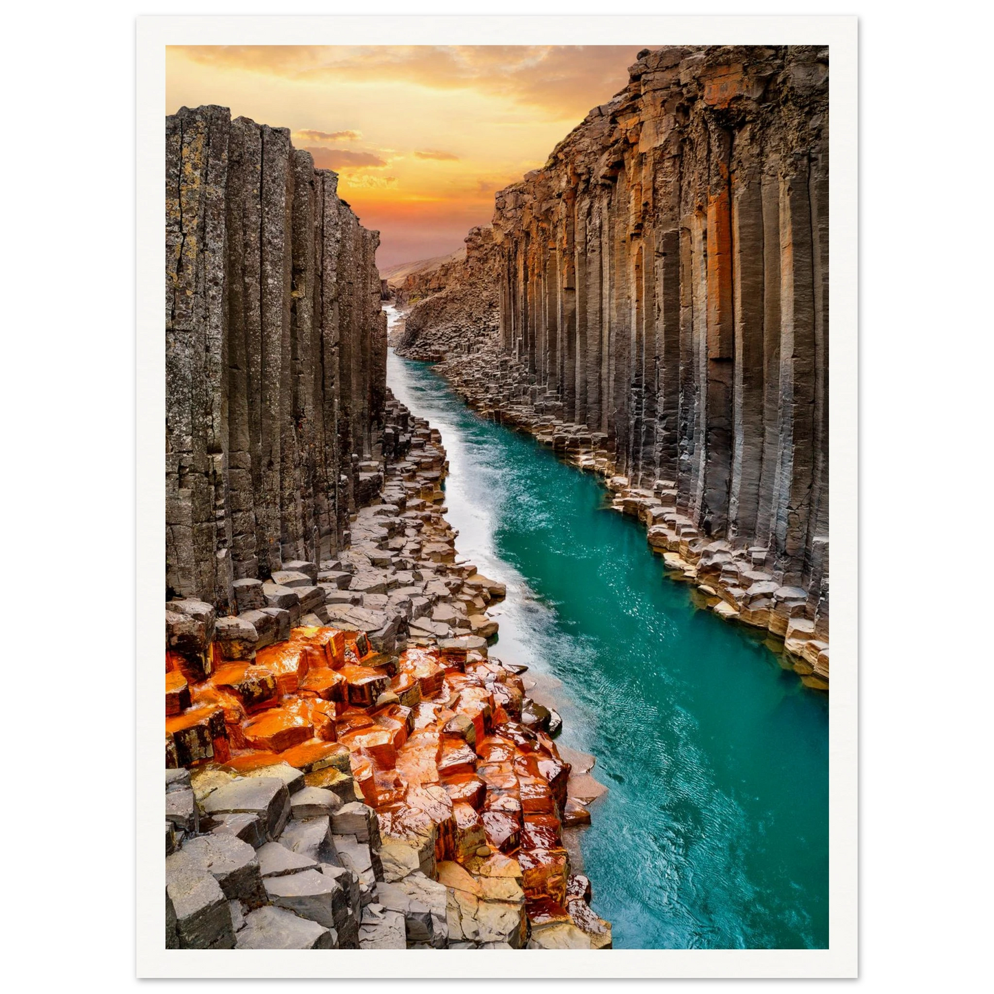 Iceland Rock Walls Poster 30x40 cm 12x16″ Border