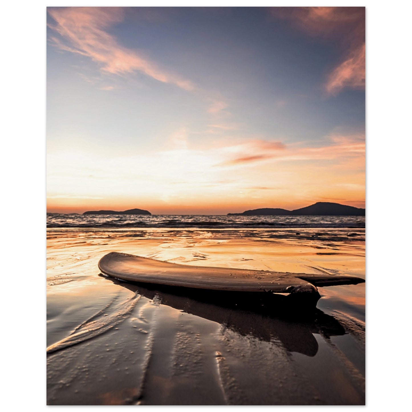 Ocean Glow Surf Poster 40x50 cm 16x20″ No Border