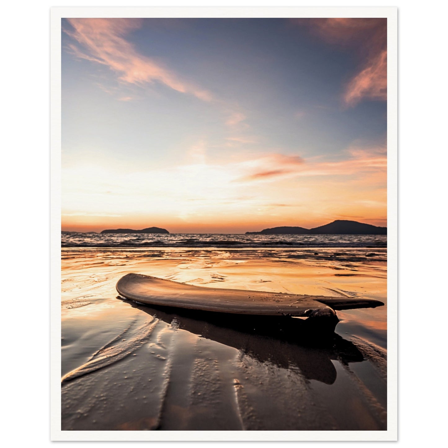 Ocean Glow Surf Poster 40x50 cm 16x20″ Border